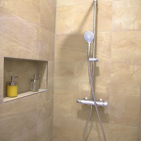 Greentreehomes - Stadtvilla Linde דירה רגנסבורג