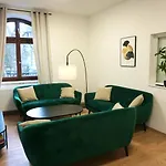 Greentreehomes - Stadtvilla Linde *